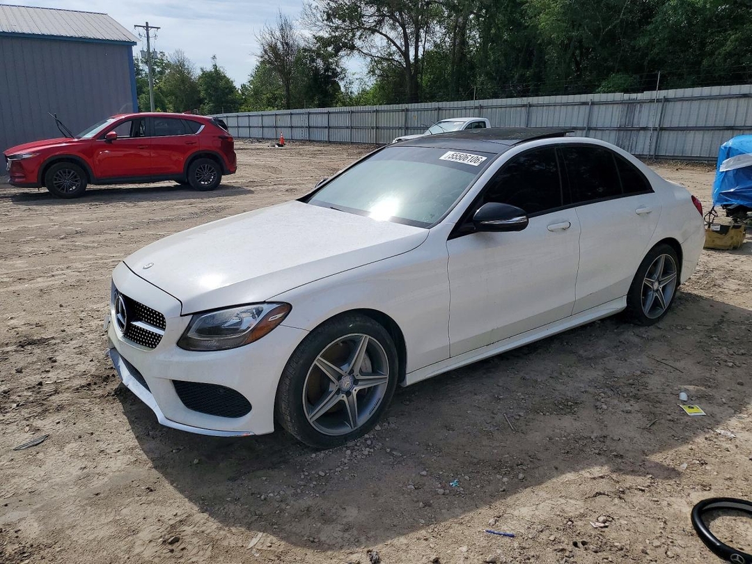 Вид 2015 MERCEDES-BENZ C 300 4MATIC, угол 1