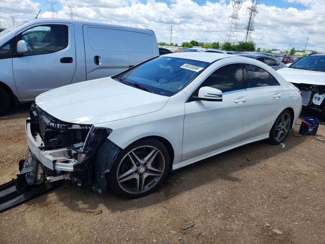 Vista de 2014 MERCEDES-BENZ CLA 250, ángulo 1