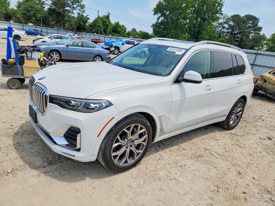 Vue de 2019 BMW X7 XDRIVE50I, angle 1