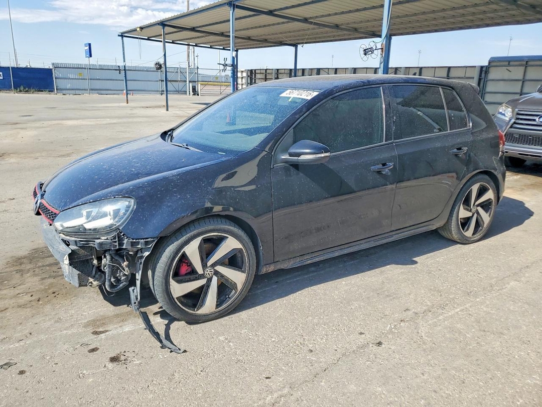 Vista de 2014 VOLKSWAGEN GTI, ángulo 1