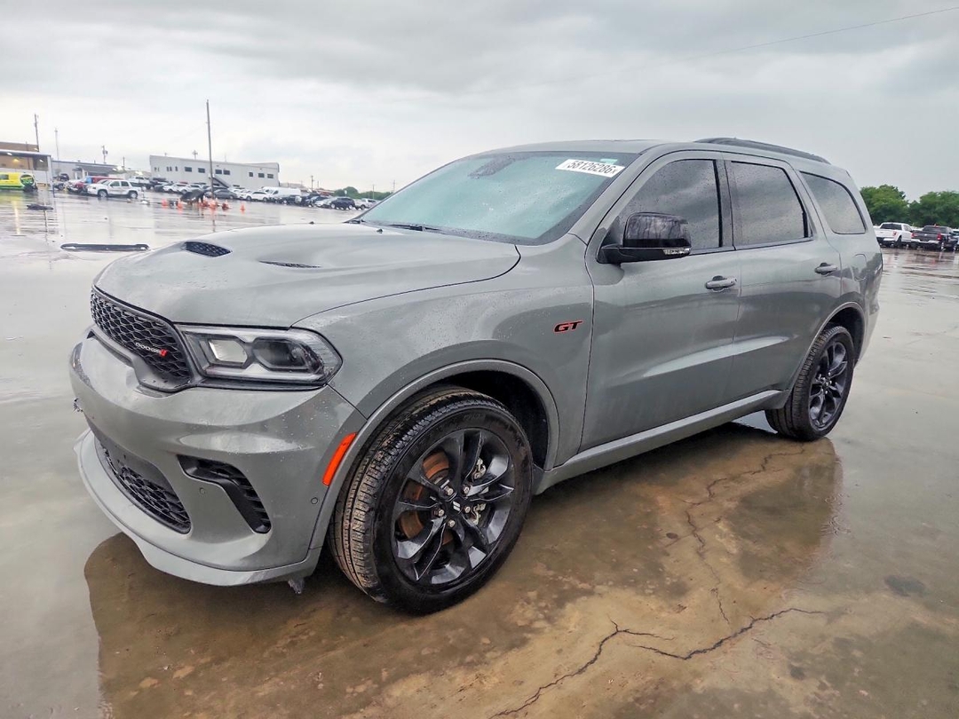 Вид 2025 DODGE DURANGO GT, угол 1