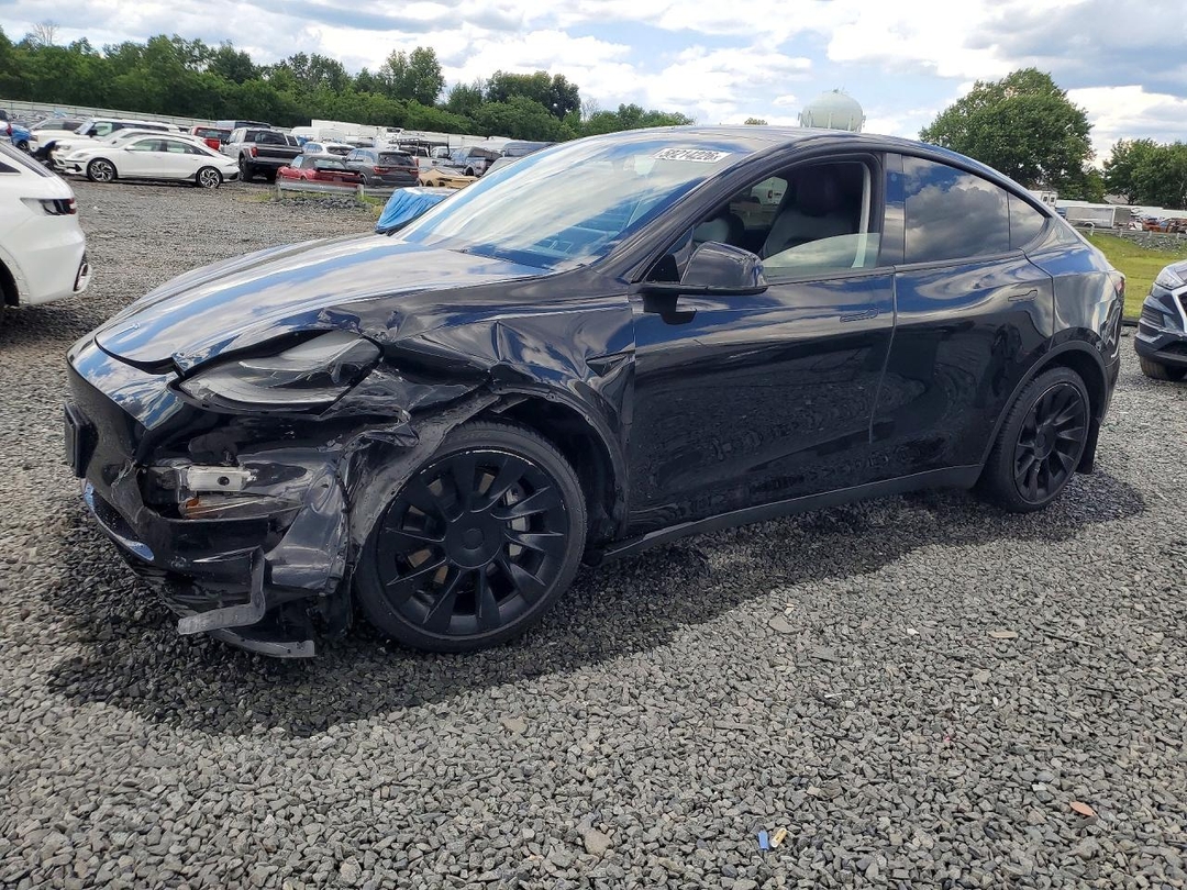 Vista de 2023 TESLA MODEL Y, ángulo 1