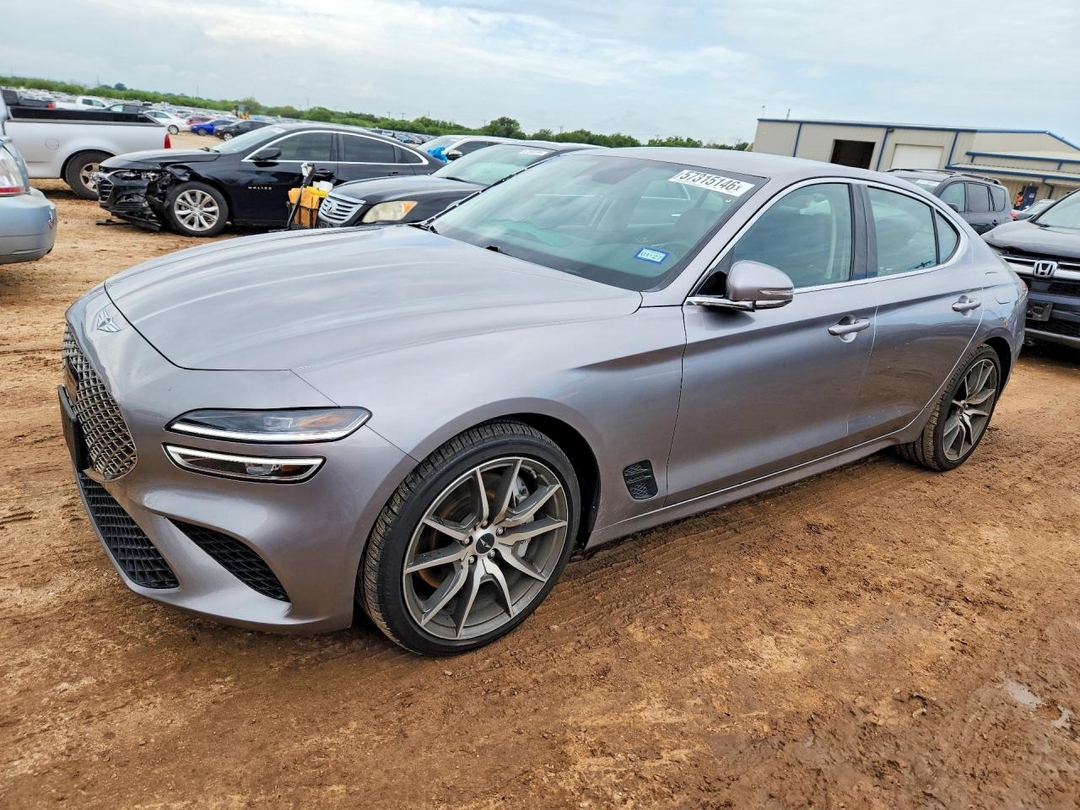 Vue de 2025 GENESIS G70 2.5T STANDARD, angle 1