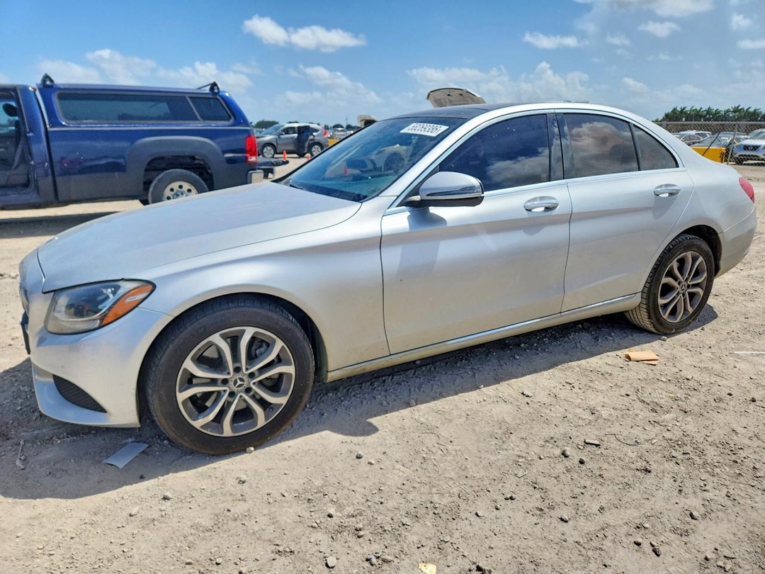 Вид 2018 MERCEDES-BENZ C 300 4MATIC, угол 1