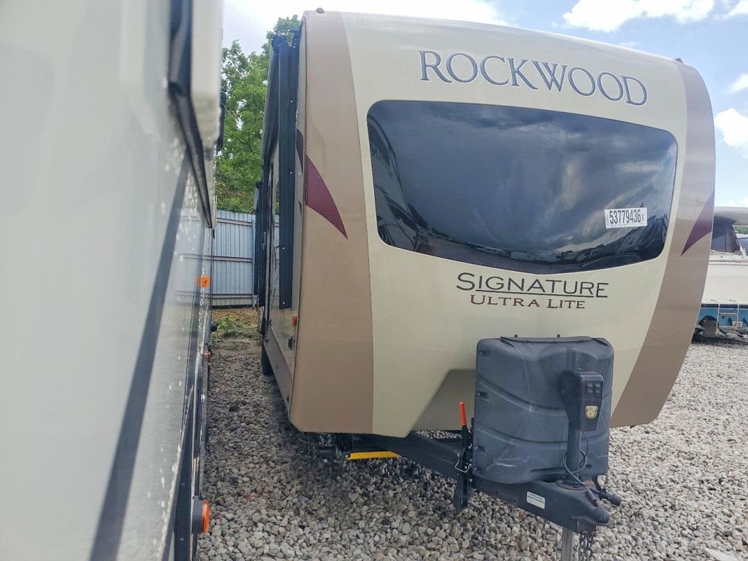 منظر 2018 FOREST RIVER ROCKWOOD CAMPER، زاوية 1