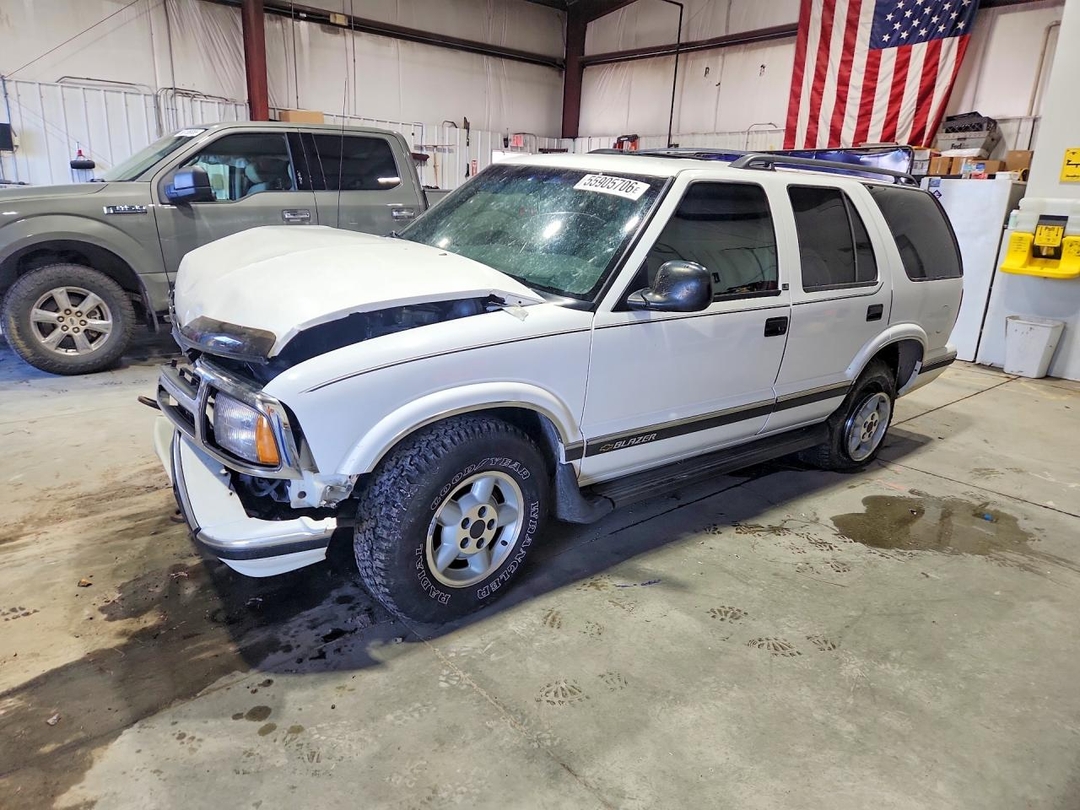 منظر 1997 CHEVROLET BLAZER، زاوية 1