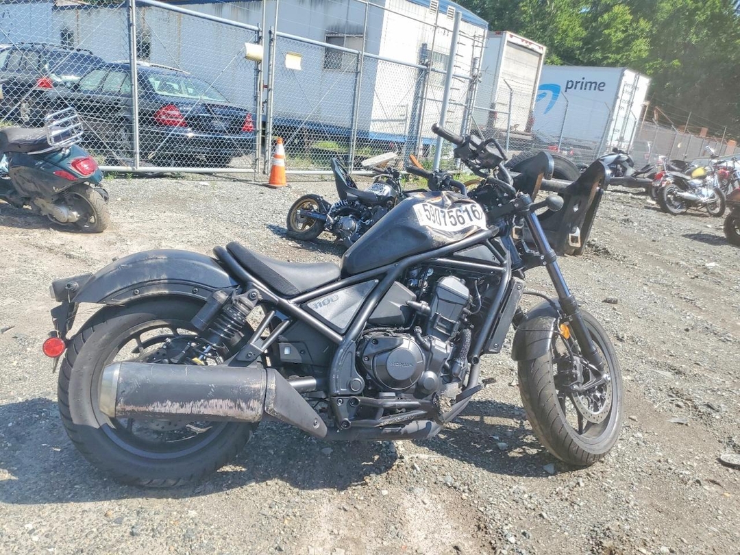 Вид 2026 HONDA CMX1100 A, угол 1