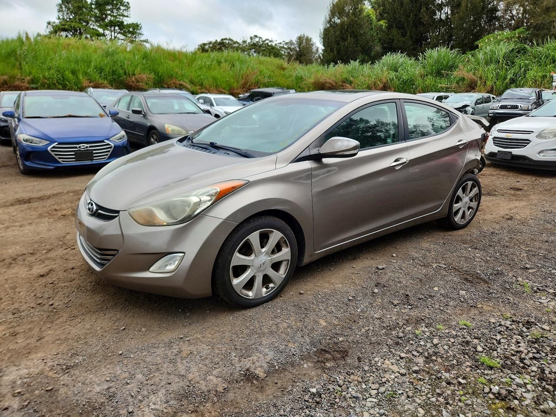 Vista de 2011 HYUNDAI ELANTRA LIMITED, ángulo 1