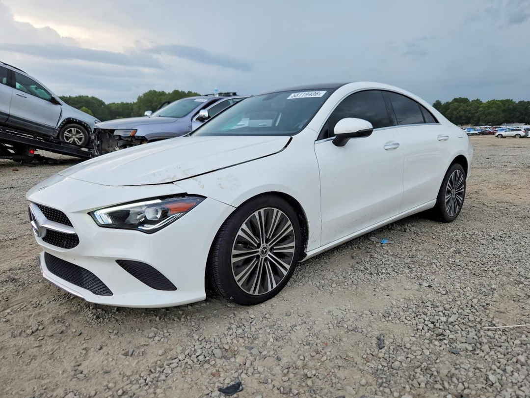 Vista de 2023 MERCEDES-BENZ CLA 250, ángulo 1