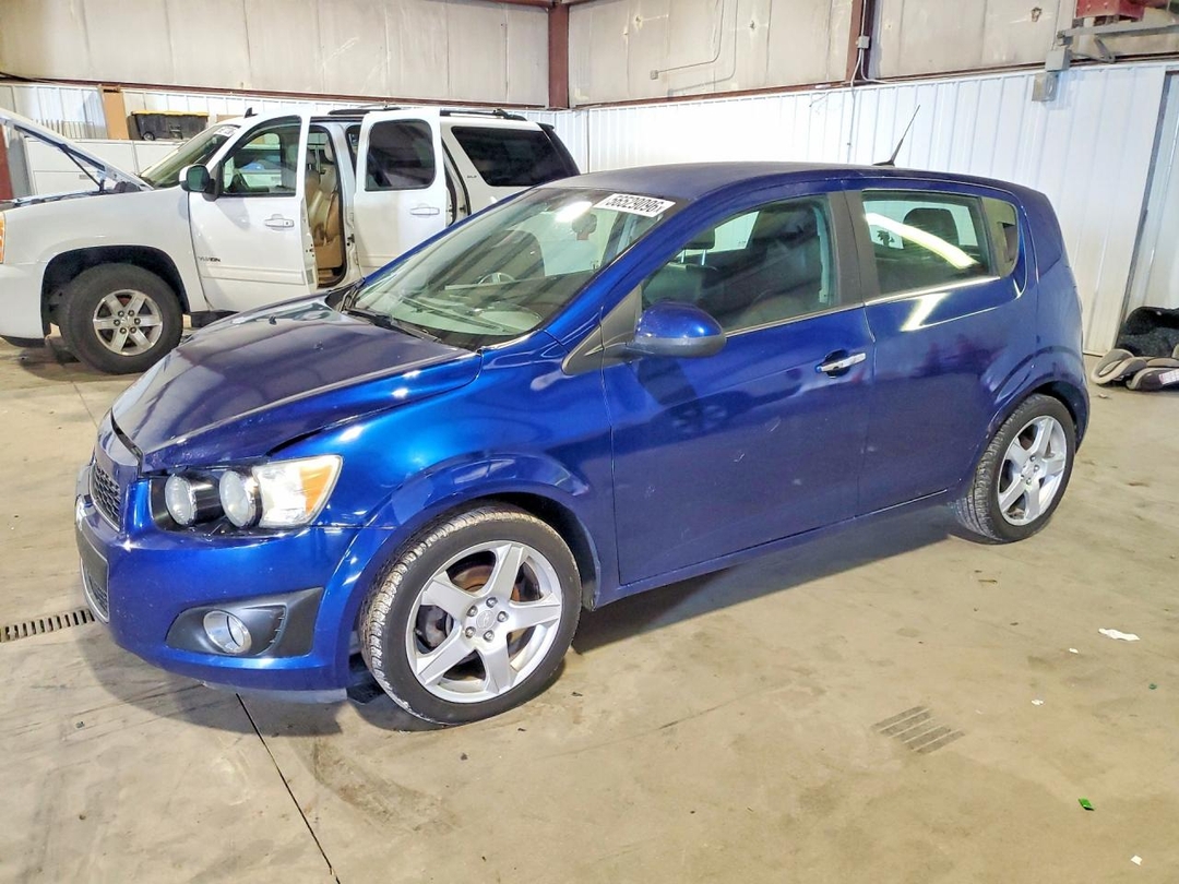 Vista de 2014 CHEVROLET SONIC LTZ, ángulo 1
