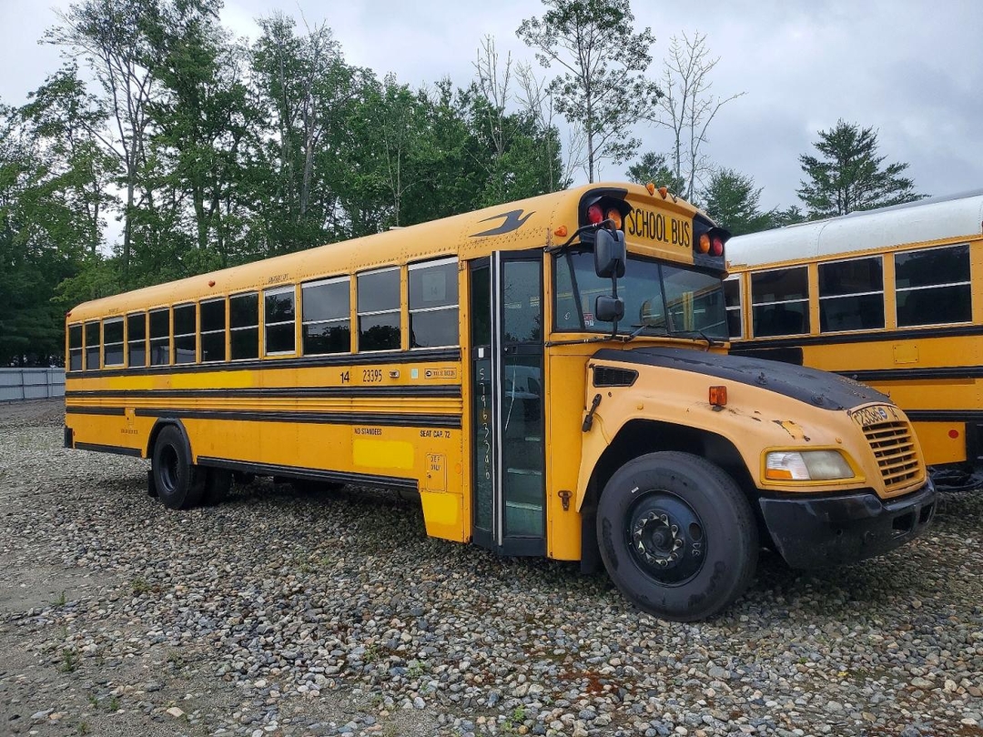 منظر 2013 BLUEBIRD VISION - SCHOOL BUS، زاوية 1