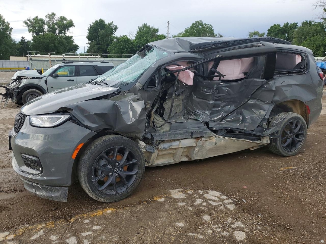 منظر 2022 CHRYSLER PACIFICA TOURING L، زاوية 1
