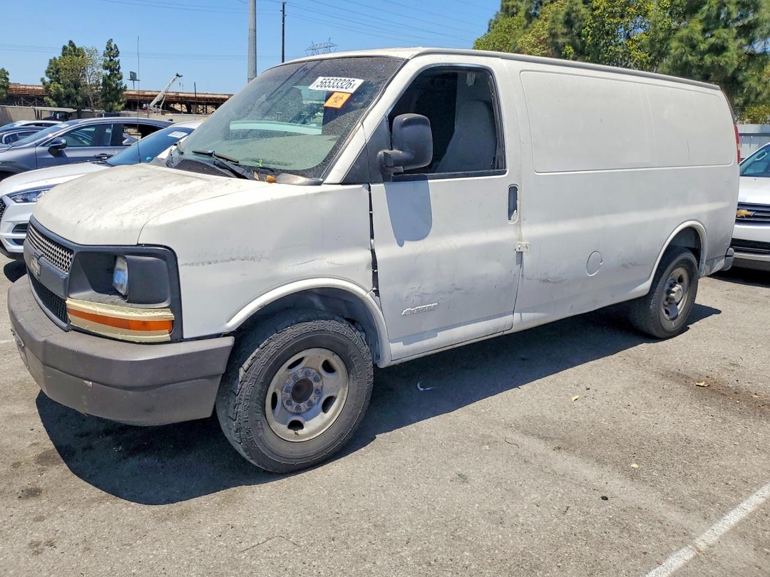 Вид 2006 CHEVROLET EXPRESS 2500 DELIVERY VAN, угол 1