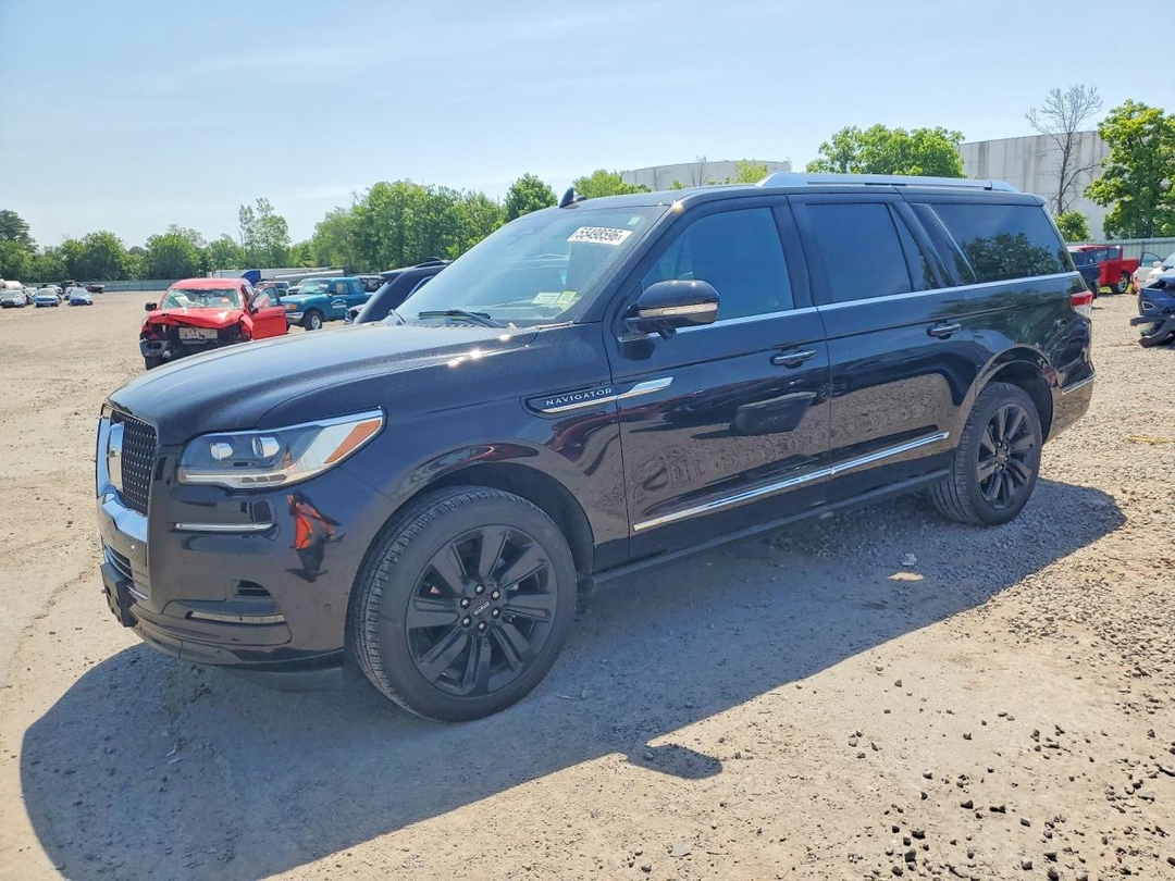 Vue de 2024 LINCOLN NAVIGATOR L RESERVE, angle 1