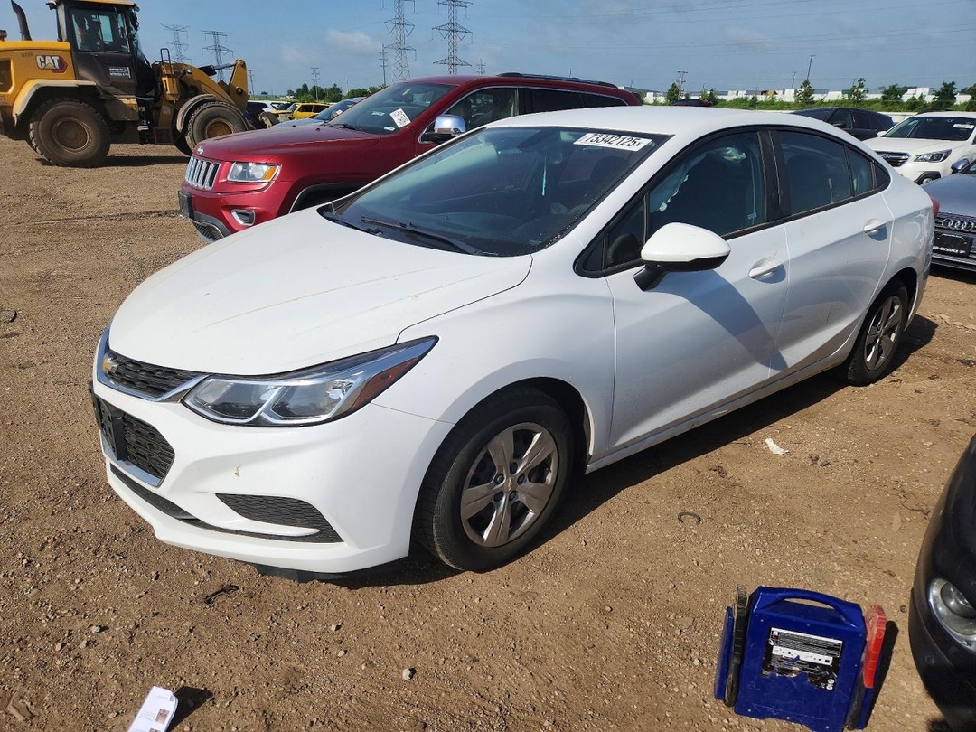 منظر 2016 CHEVROLET CRUZE LS، زاوية 1