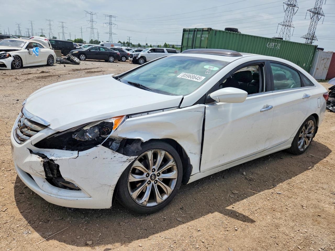 Vista de 2013 HYUNDAI SONATA SE, ángulo 1