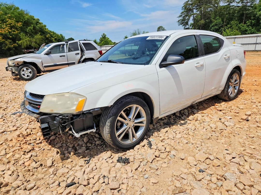 Vista de 2013 DODGE AVENGER SE, ángulo 1