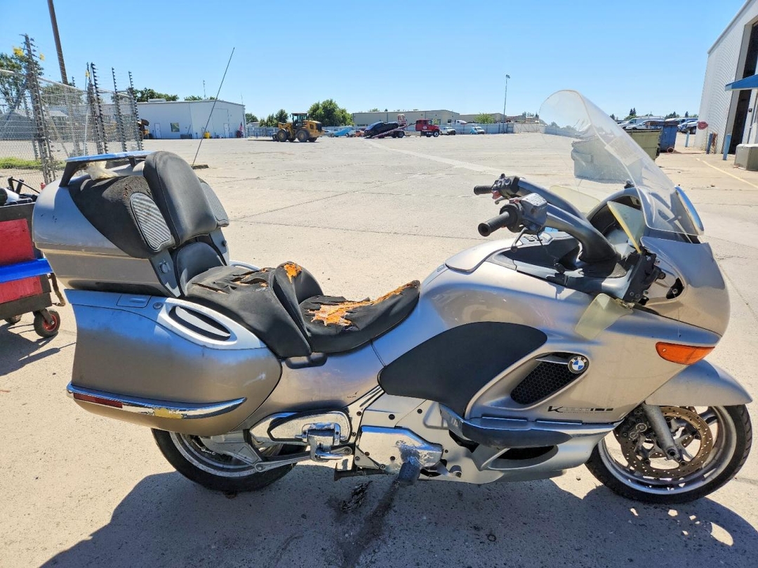 Vue de 2000 BMW K1200 LT, angle 1