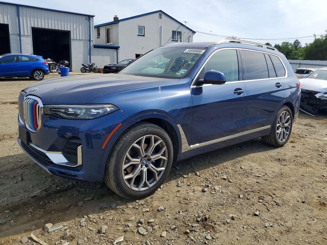 Vista de 2021 BMW X7 XDRIVE40I, ángulo 1