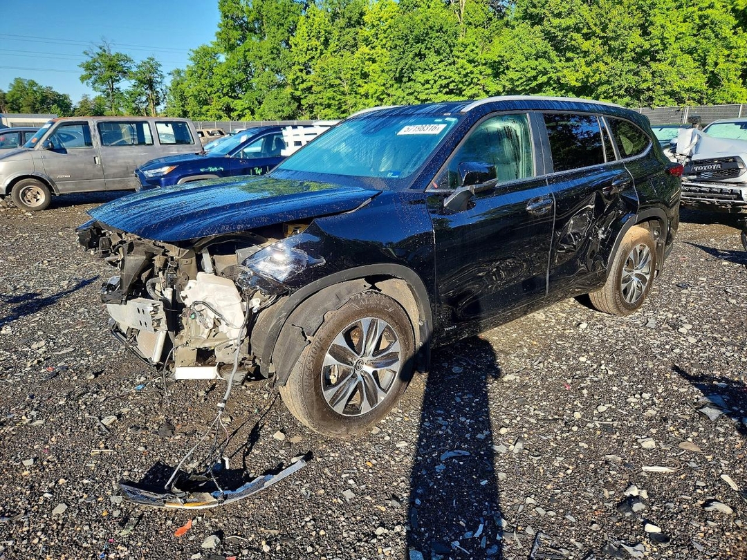Vista de 2026 TOYOTA HIGHLANDER HYBRID XLE, ángulo 1