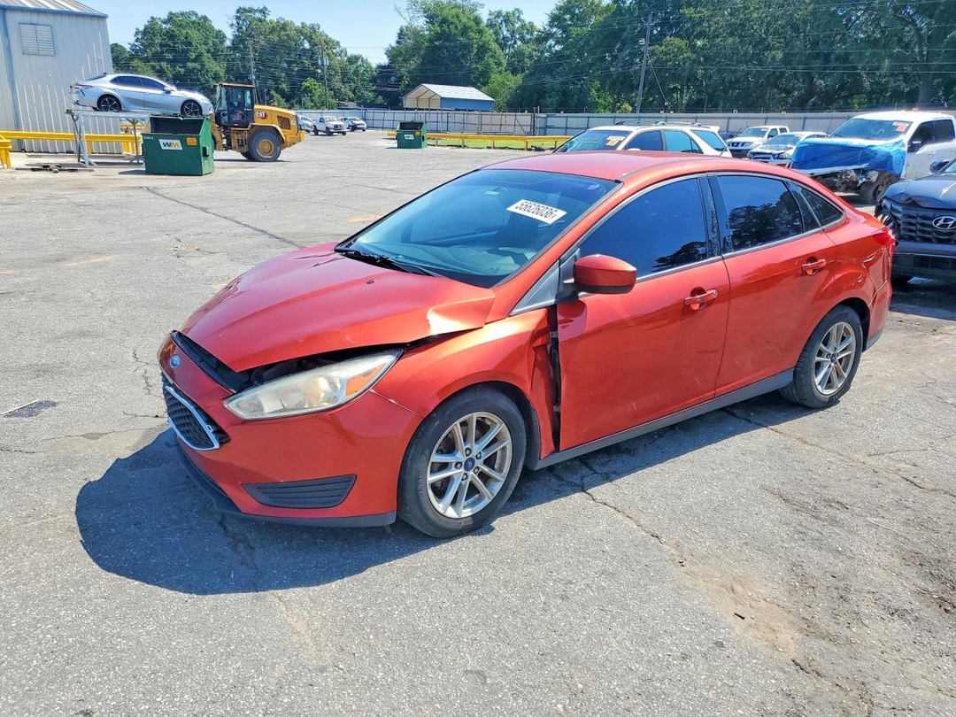 Vue de 2018 FORD FOCUS SE, angle 1