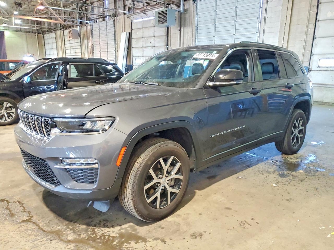 منظر 2024 JEEP GRAND CHEROKEE LIMITED، زاوية 1