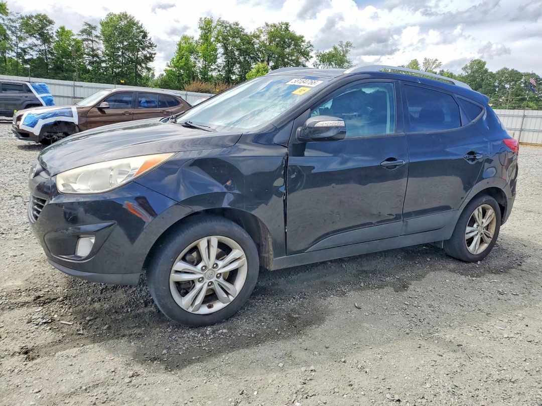 Vue de 2013 HYUNDAI TUCSON GLS, angle 1
