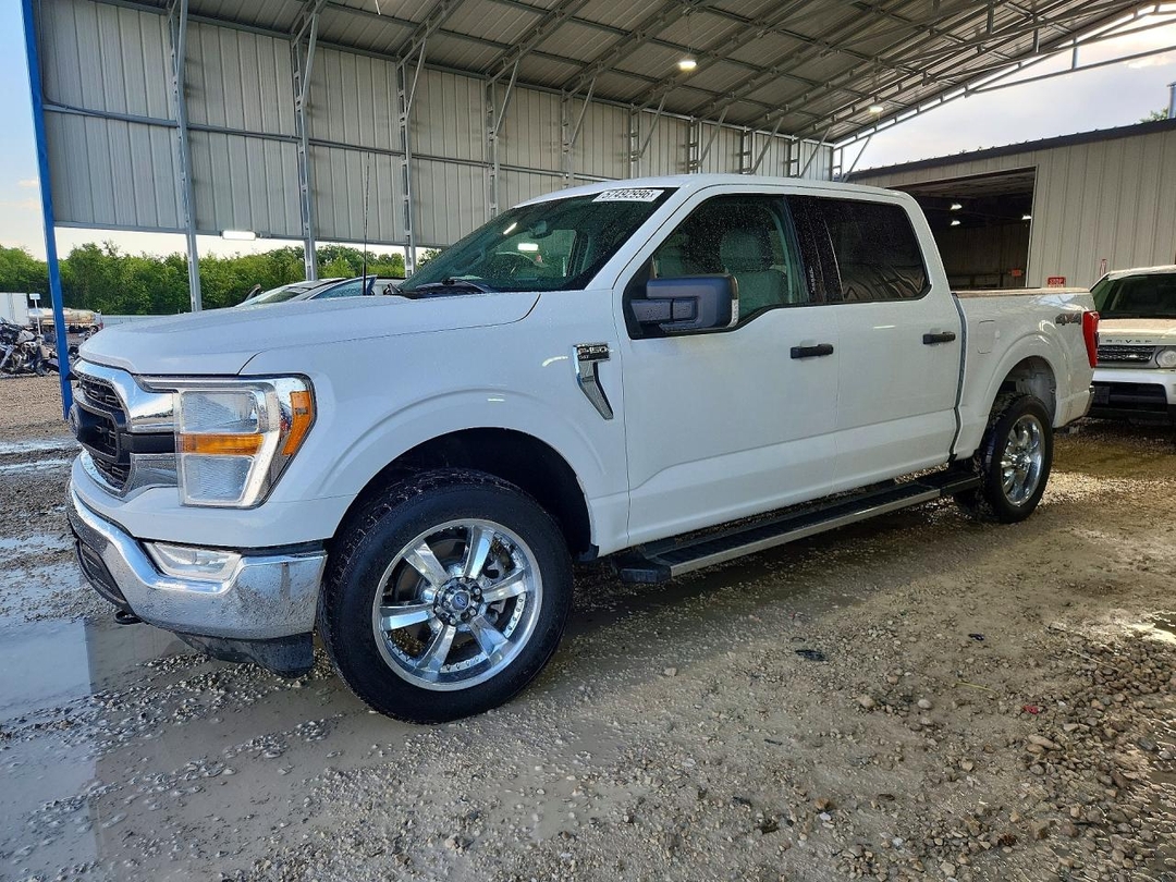 منظر 2021 FORD F150 SUPERCREW، زاوية 1