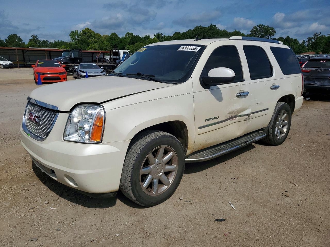 Вид 2012 GMC YUKON DENALI, угол 1