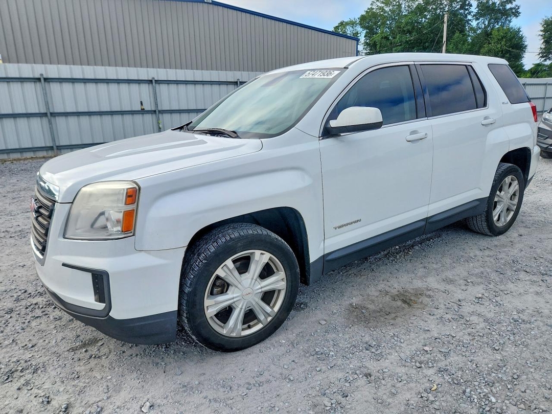Vue de 2017 GMC TERRAIN SLE, angle 1