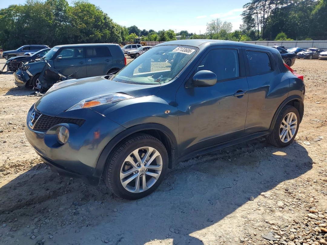 Вид 2012 NISSAN JUKE S, угол 1