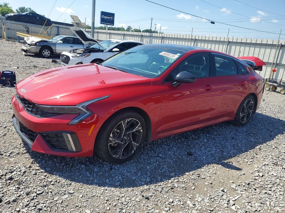 منظر 2025 KIA K5 GT LINE، زاوية 1