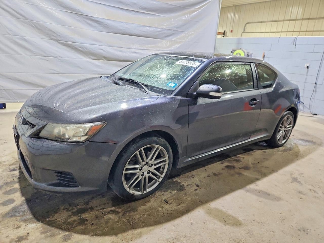 منظر 2013 SCION TC BASE، زاوية 1