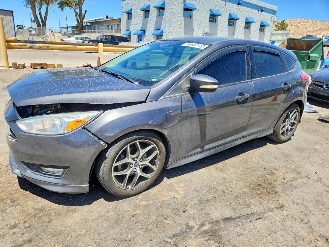 Vedere 2015 FORD FOCUS SE, unghi 1