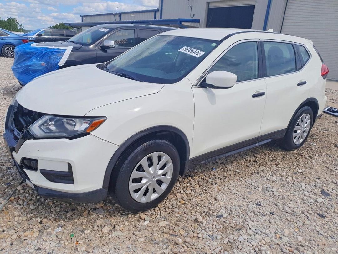 Вид 2017 NISSAN ROGUE S, угол 1