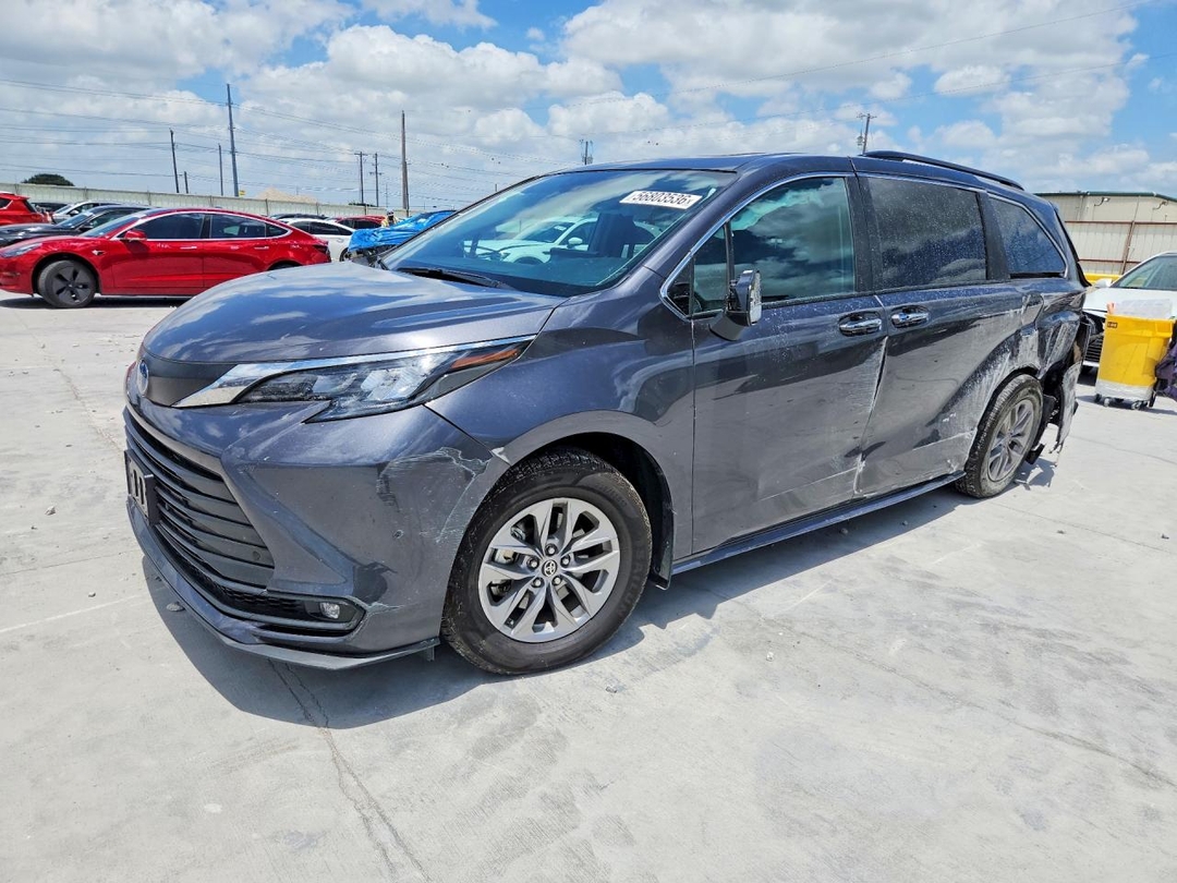 Vue de 2025 TOYOTA SIENNA XLE 8-PASSENGER, angle 1