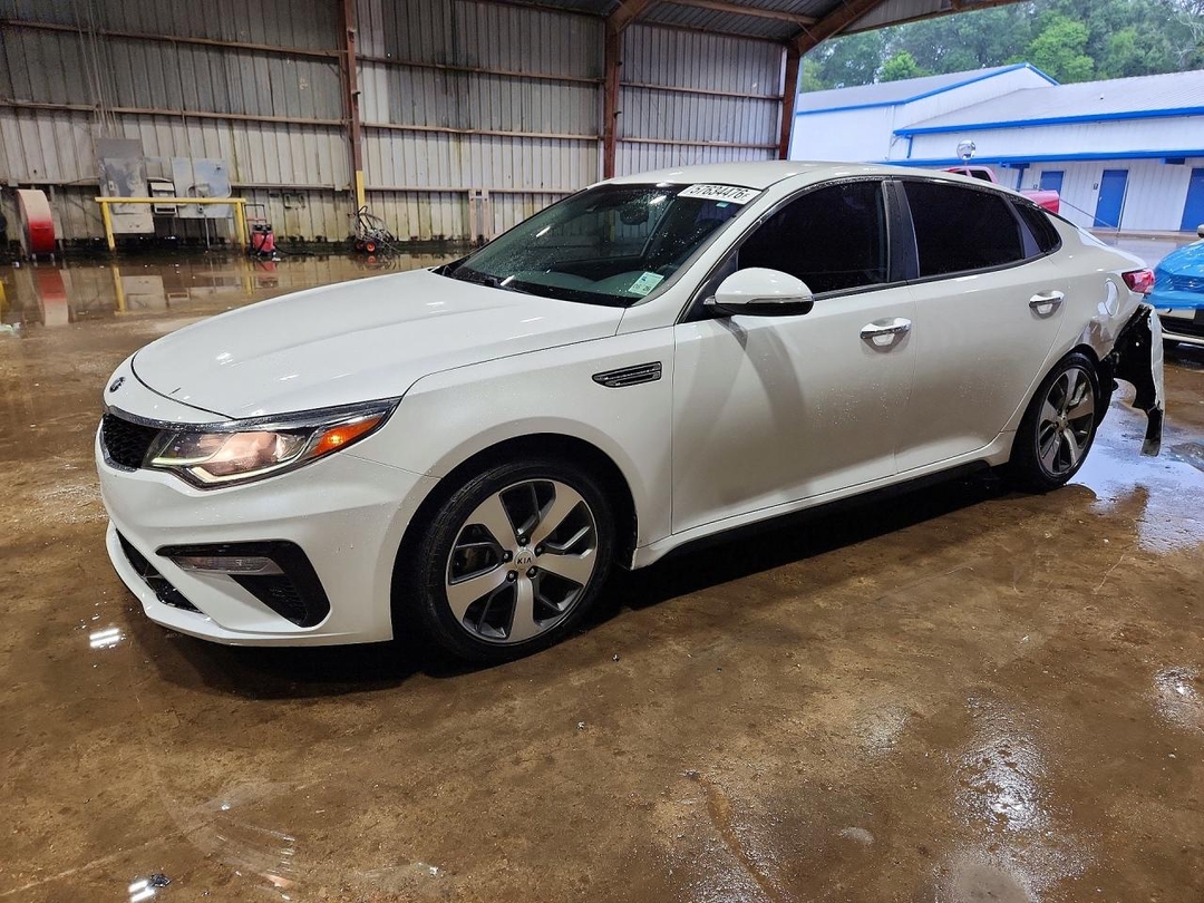 Вид 2019 KIA OPTIMA S, угол 1