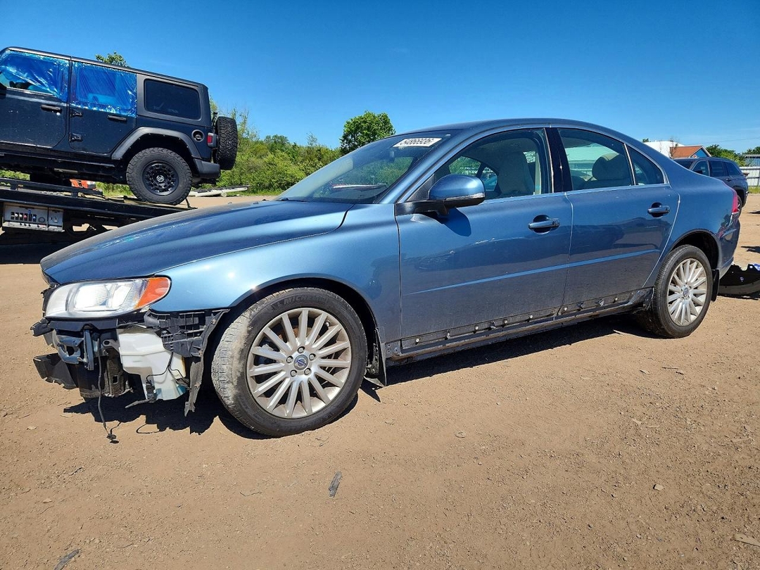 Вид 2012 VOLVO S80 3.2, угол 1