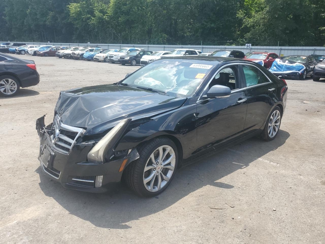 Vue de 2013 CADILLAC ATS PREMIUM, angle 1