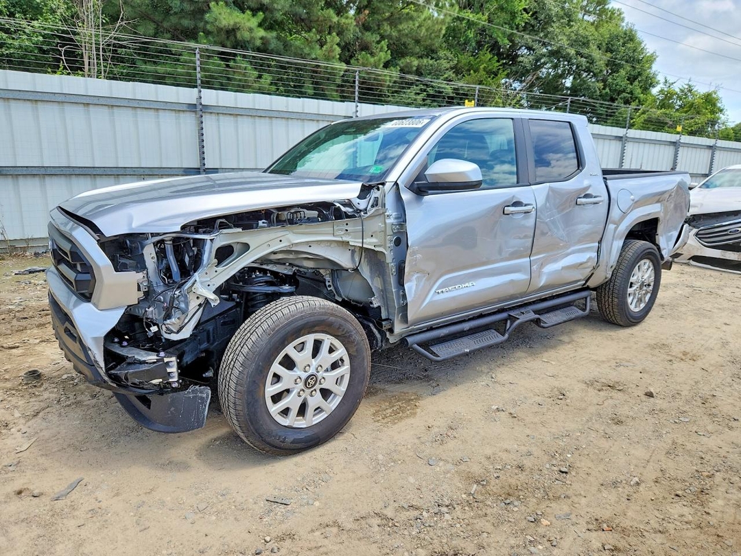 منظر 2025 TOYOTA TACOMA SR5، زاوية 1
