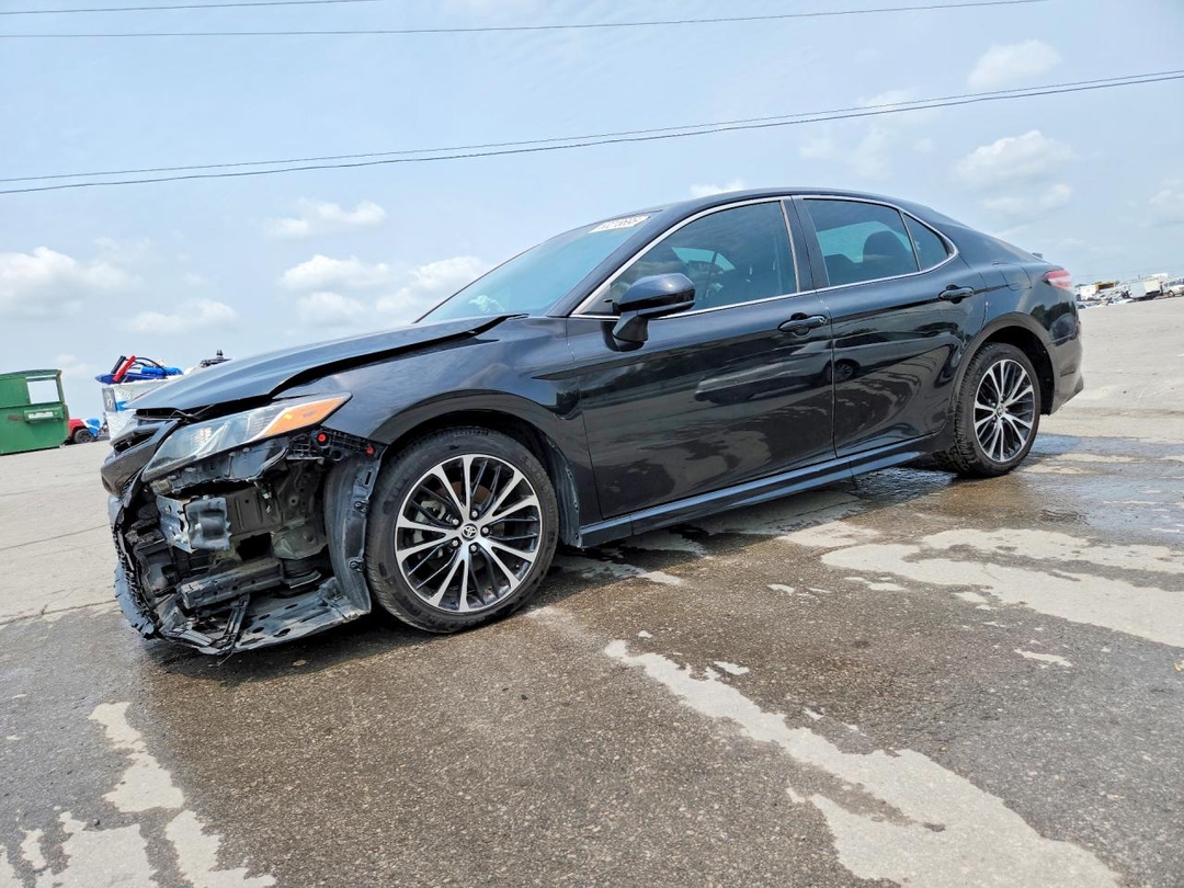 منظر 2020 TOYOTA CAMRY SE، زاوية 1