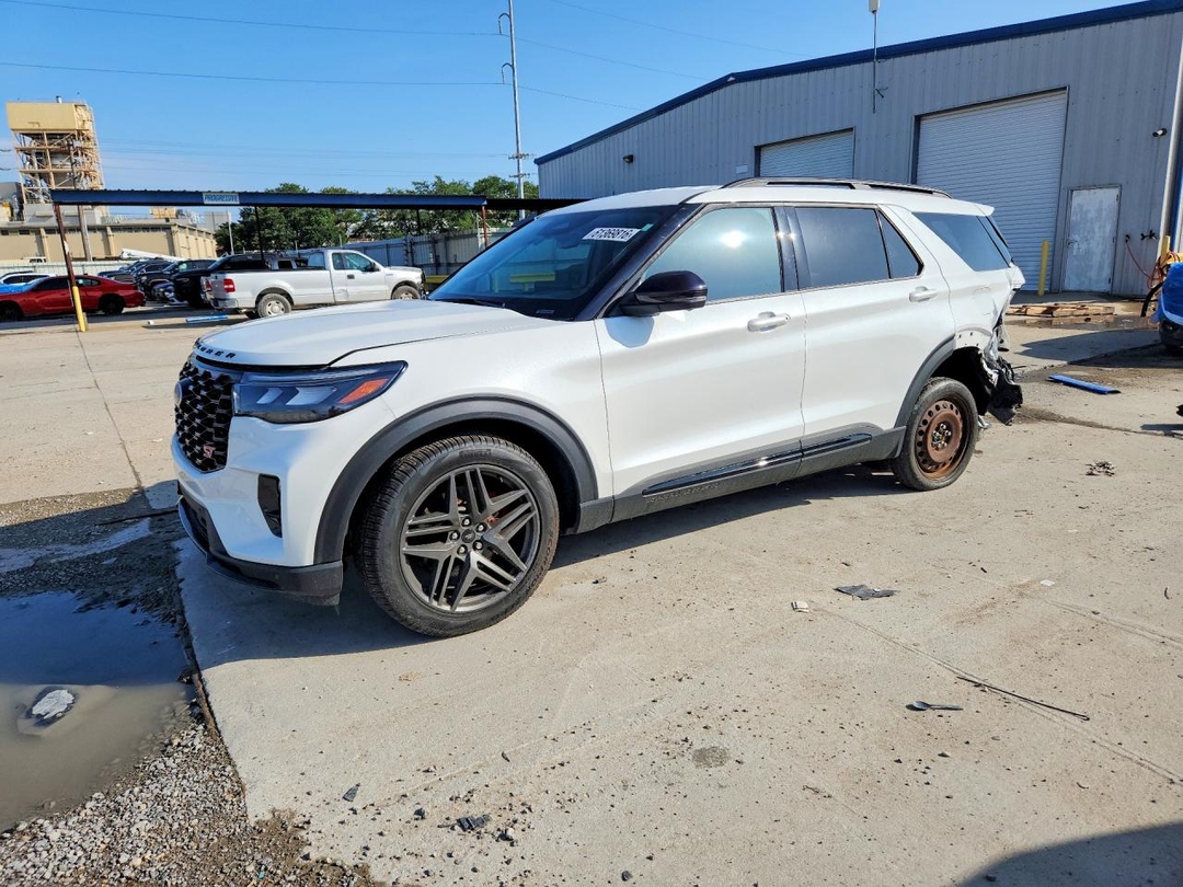Вид 2026 FORD EXPLORER ST, угол 1