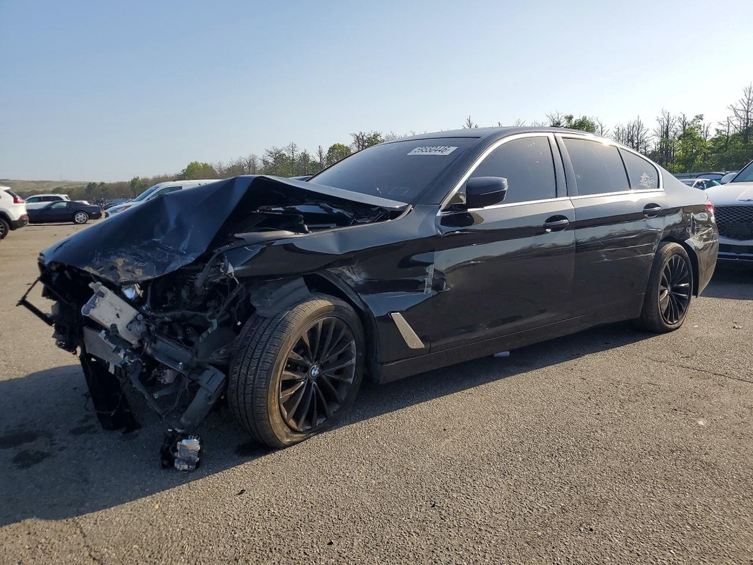 Vedere 2021 BMW 530 XI, unghi 1