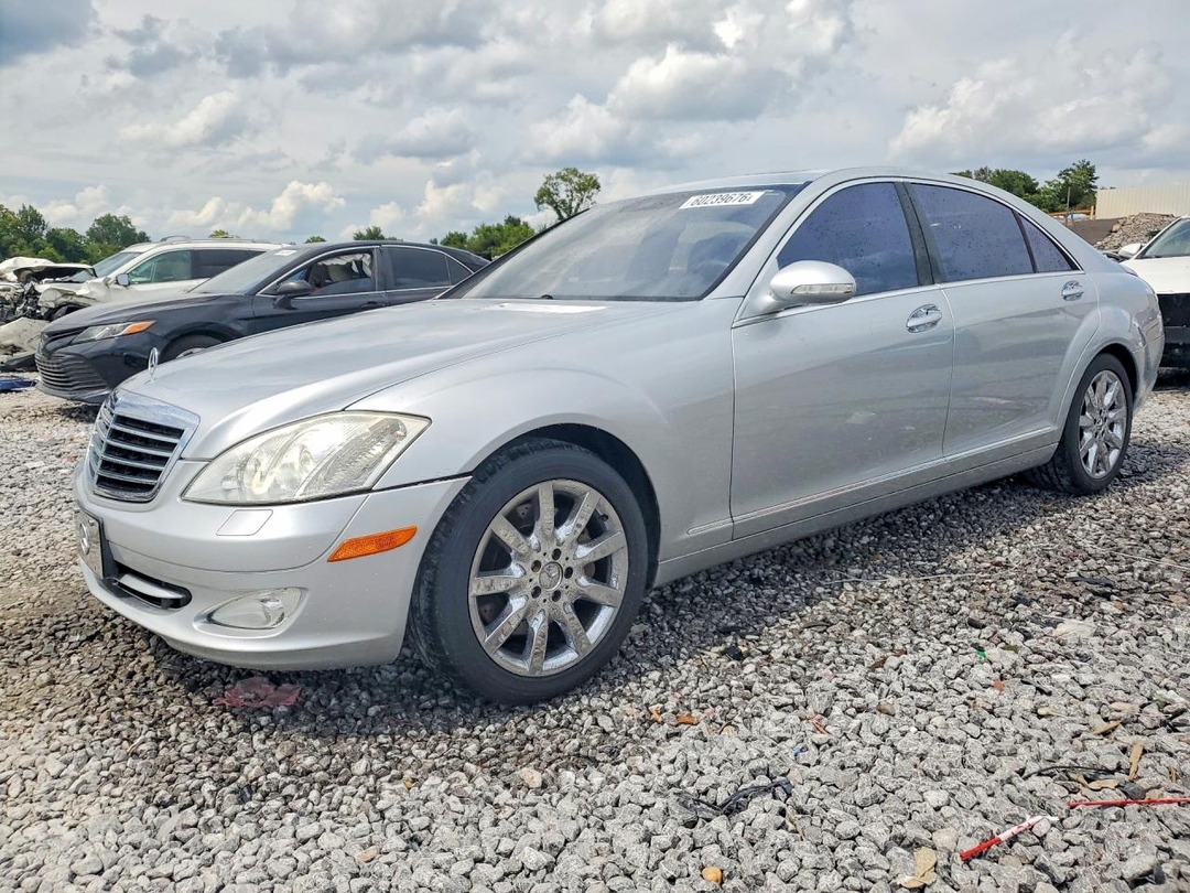 Вид 2007 MERCEDES-BENZ S 550 4MATIC, угол 1