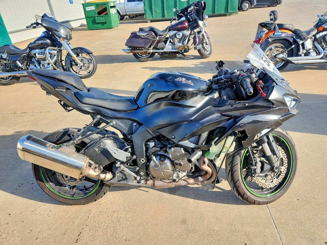 منظر 2019 KAWASAKI ZX636 K، زاوية 1