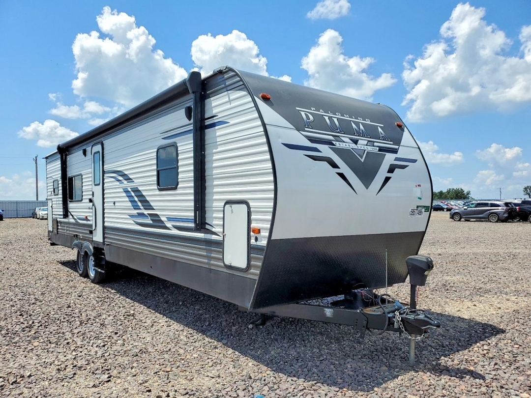 Vue de 2021 FOREST RIVER PUMA CAMPER, angle 1