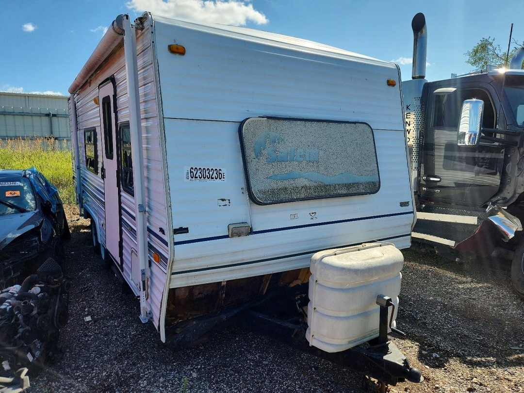 منظر 1998 FOREST RIVER SALEM CAMPER، زاوية 1