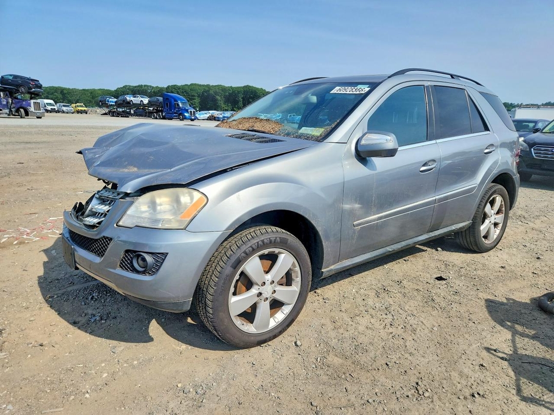 منظر 2010 MERCEDES-BENZ ML 350 4MATIC، زاوية 1