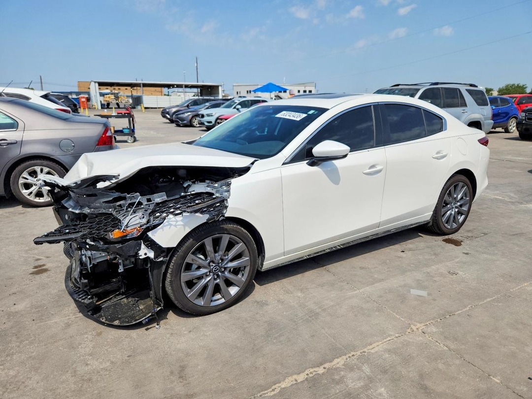 منظر 2025 MAZDA 3 PREFERRED، زاوية 1