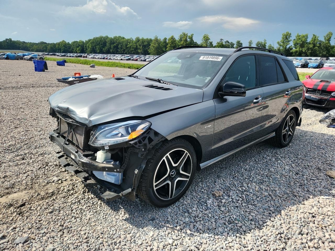 Vista de 2019 MERCEDES-BENZ GLE 43 AMG, ángulo 1